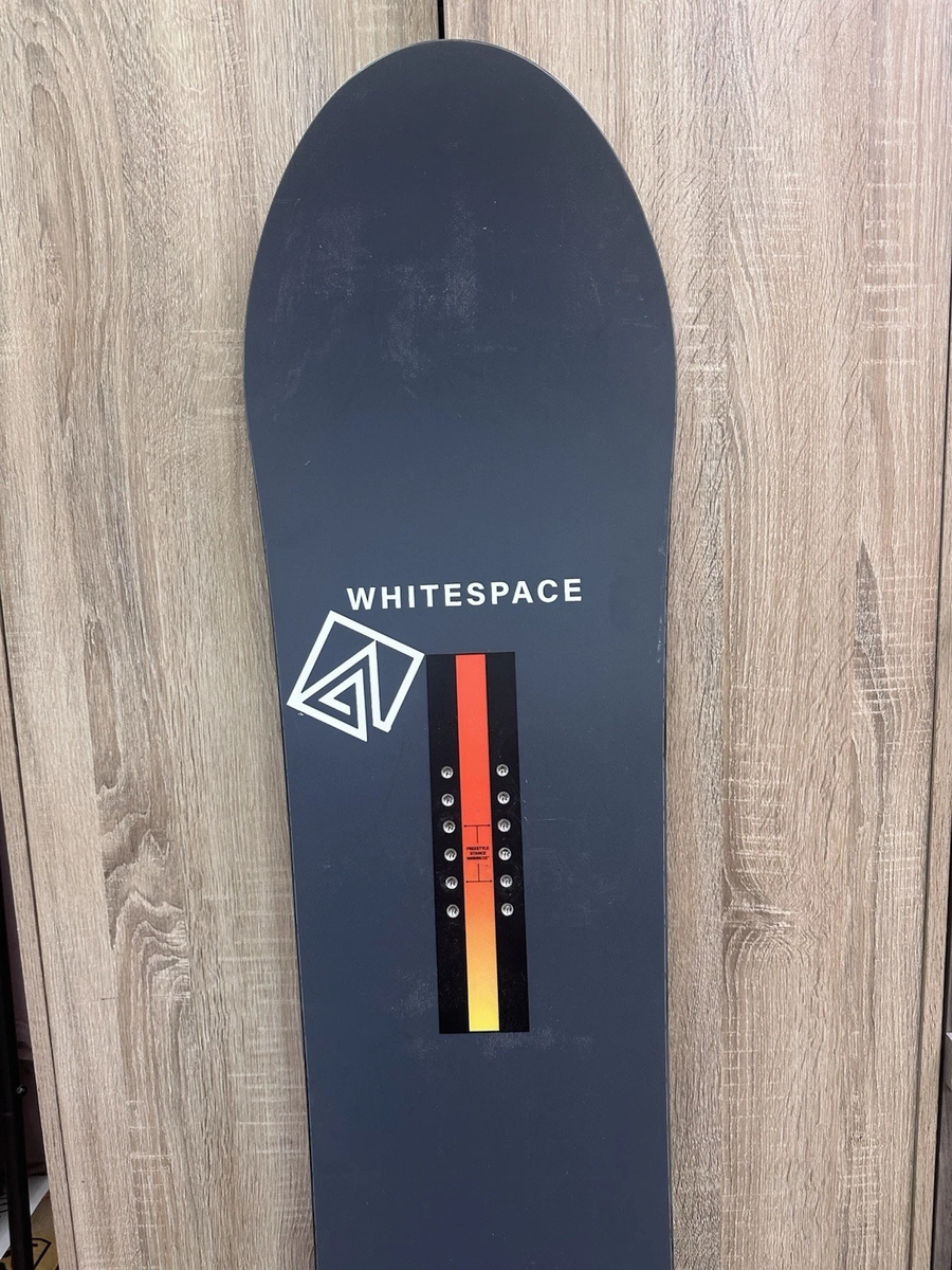 160cm Whitespace MAAX Snowboard (ridden once for photo shoot)