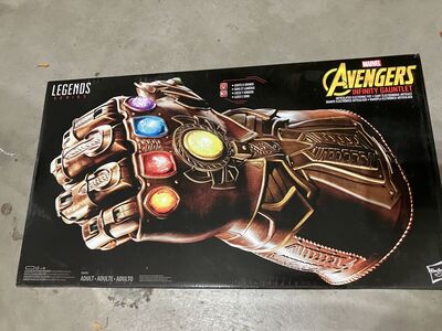 Legends Series Infinity Gauntlet