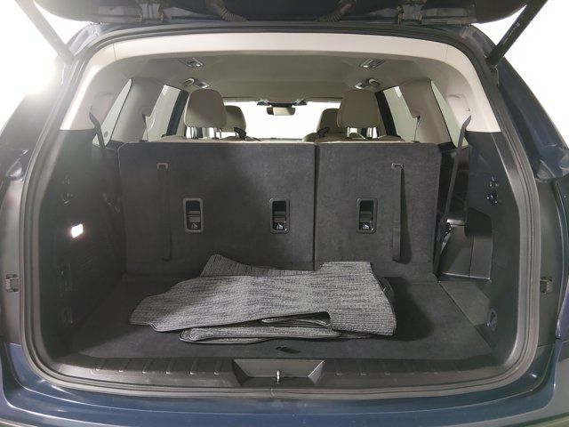 Main image 11