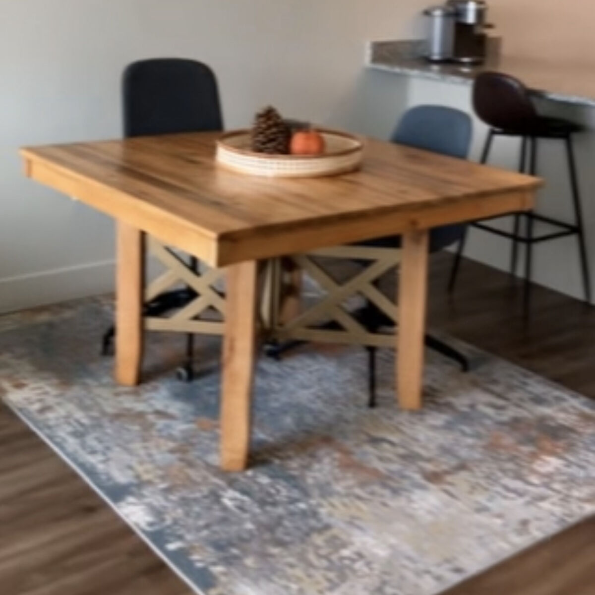 Ashleys Dining Table