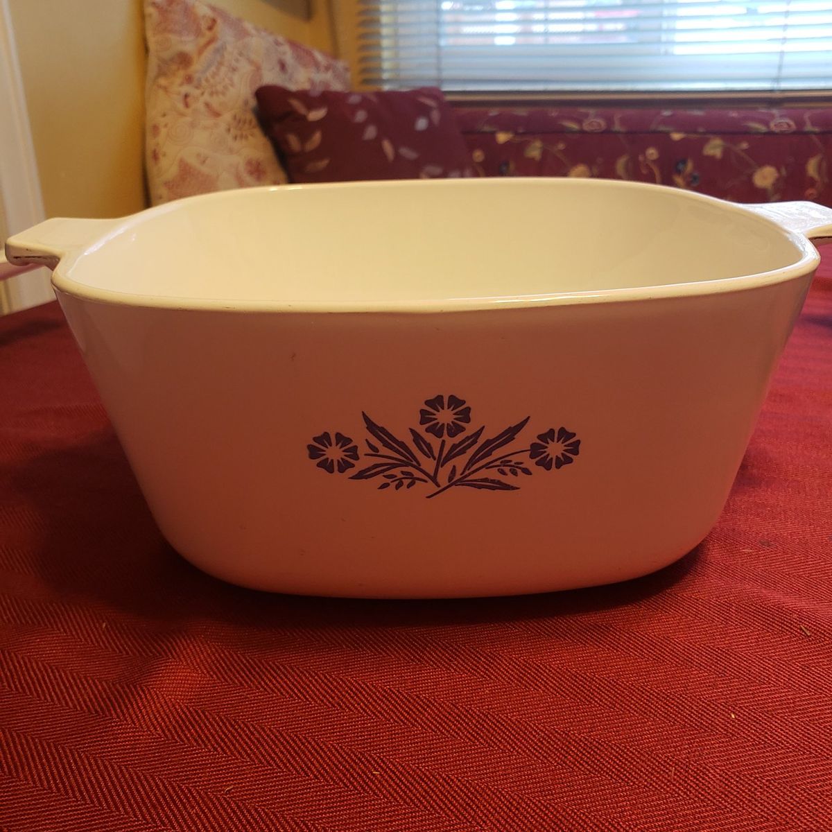 Classic Vintage Corning Ware 2.5 Quart Dish