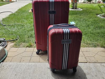 Tommy Hilfiger Suit cases