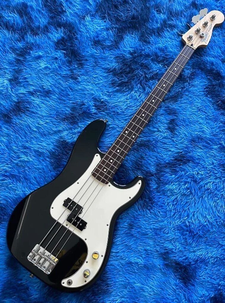 2002 Fender P Bass Standard MIM