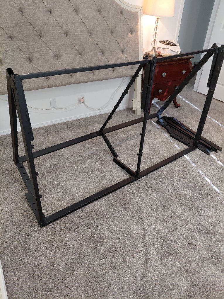 Main image 4