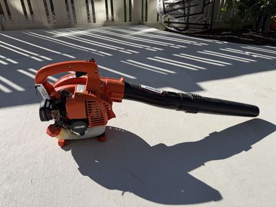 ECHO PB-2520 25.4 cc 21.8 N 170 MPH Gas Leaf Blower - Used Excellent Condition