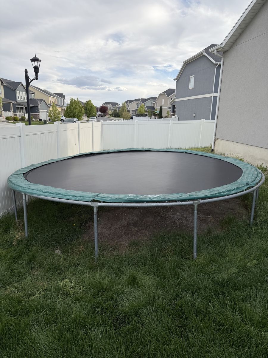 Trampoline