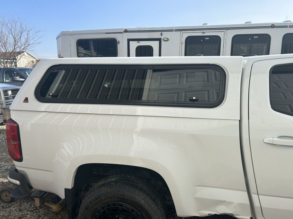 Leer Shell Off 2019 Chevy Colorado