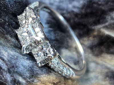 Princess Cut 3 Diamond 14k