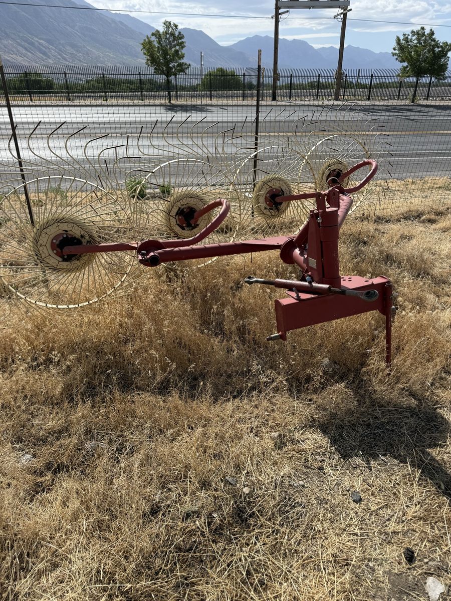 Hay rake