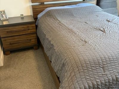 Complete Bedroom Set *Like New!*