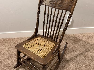 Rocking chair