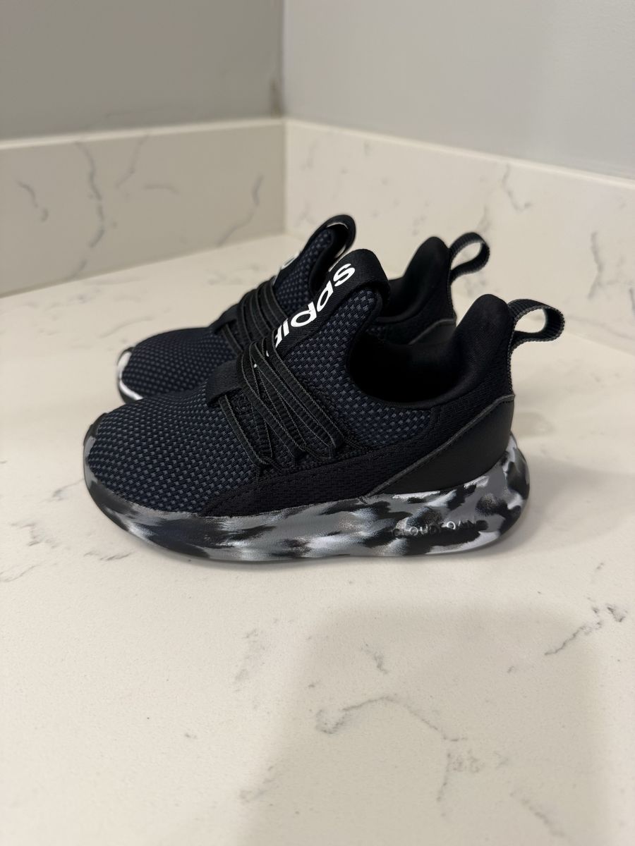 Boys shoes
