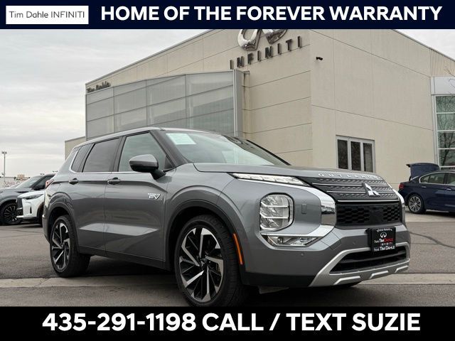 2024 Mitsubishi Outlander SE