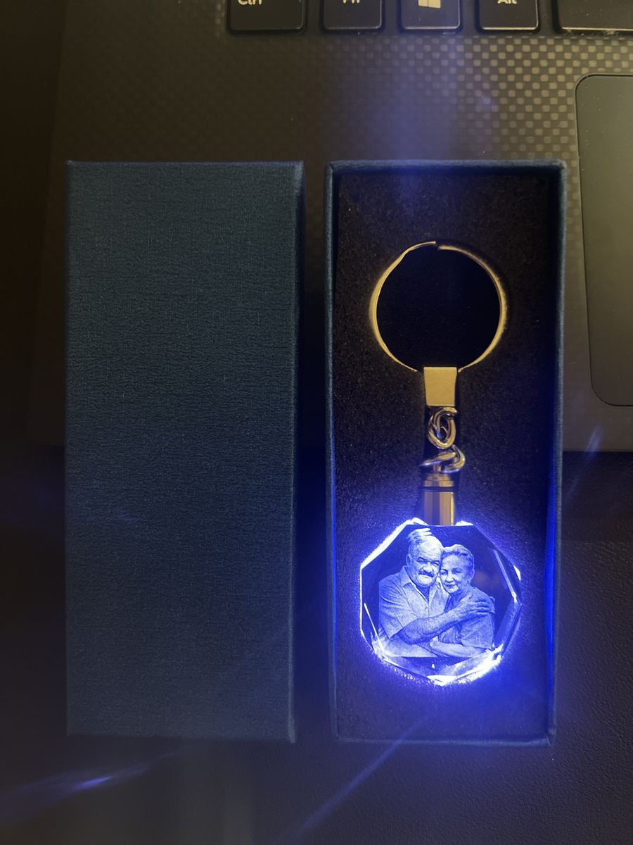 Customizable 3D LED keychains