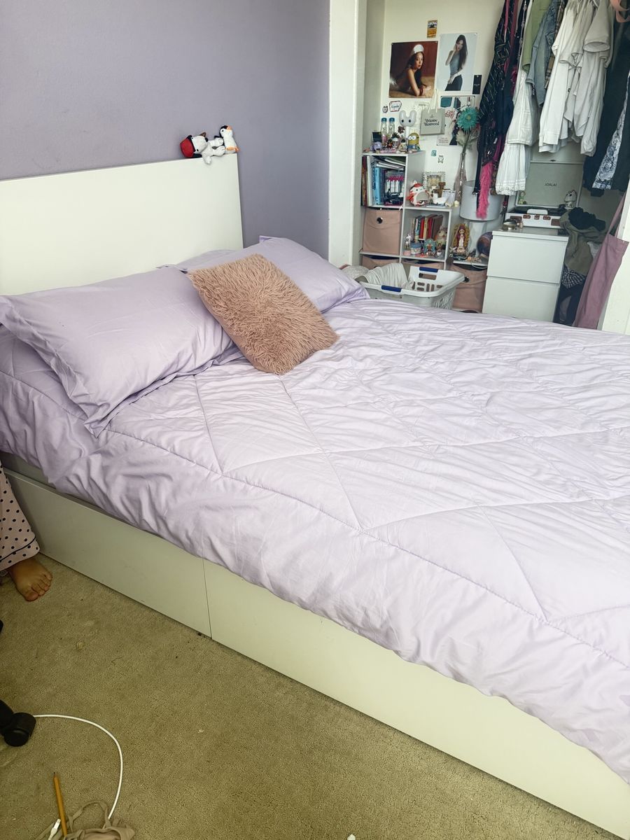 White Full-Size Bed w/4 boxes + Nightstand + mirrow & Small Desk (IKEA) plus mattress, medium firm
