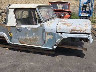 Red Jeepster