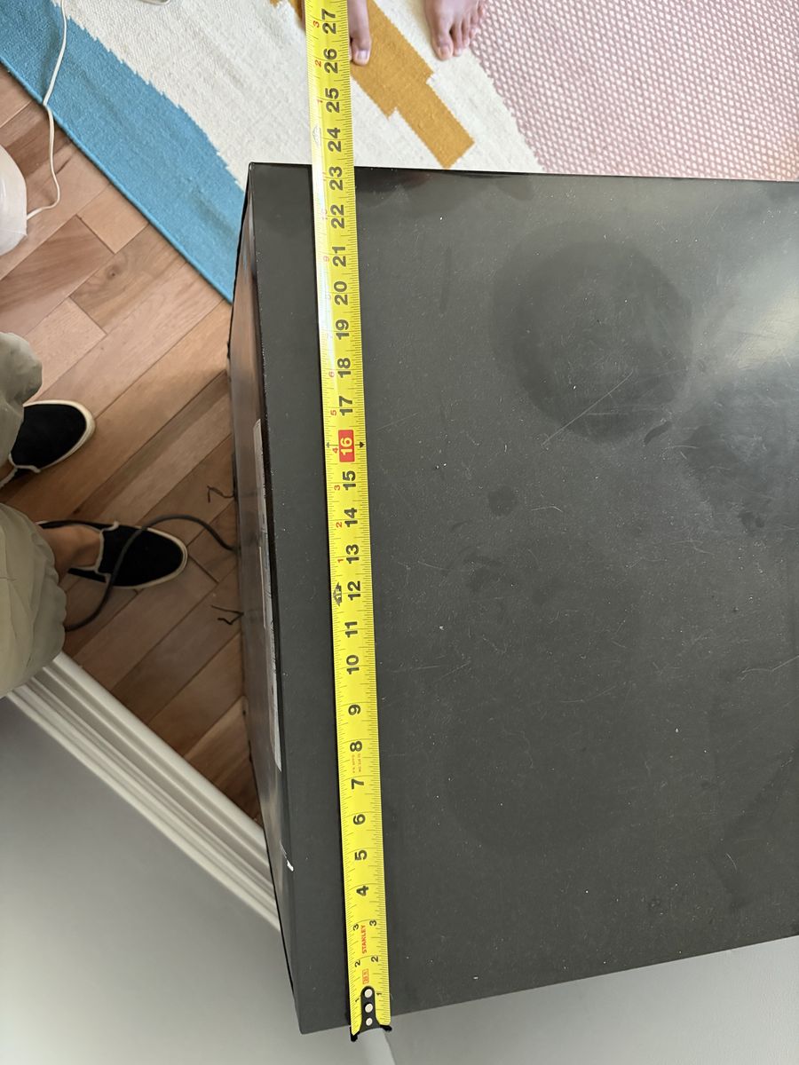 Main image 7