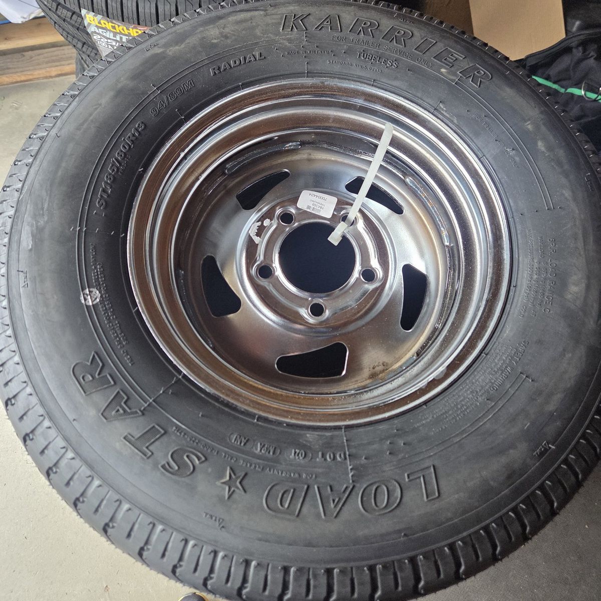 Carrier Load Star Trailor Wheel