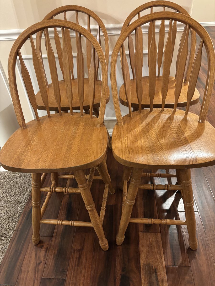 4 Solid Oak Kitchen Counter Stools