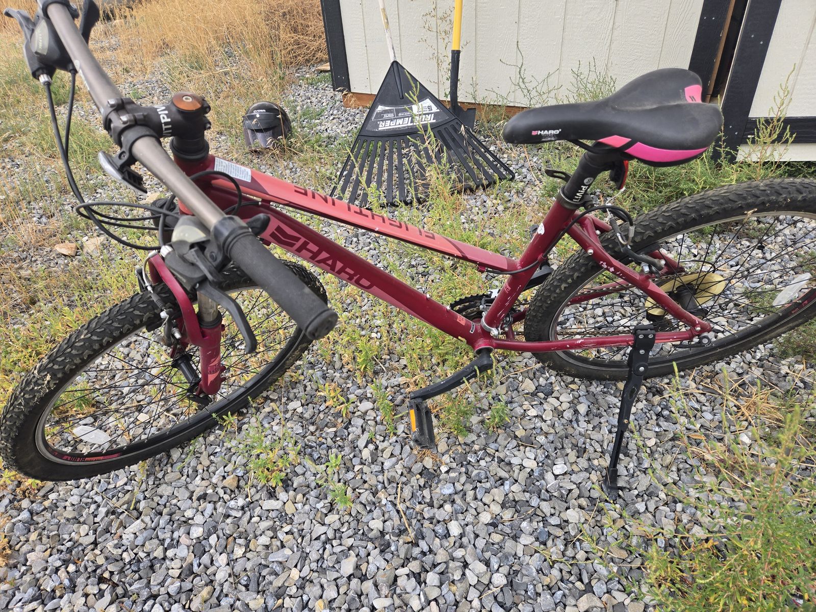 2 haro flightline bikes