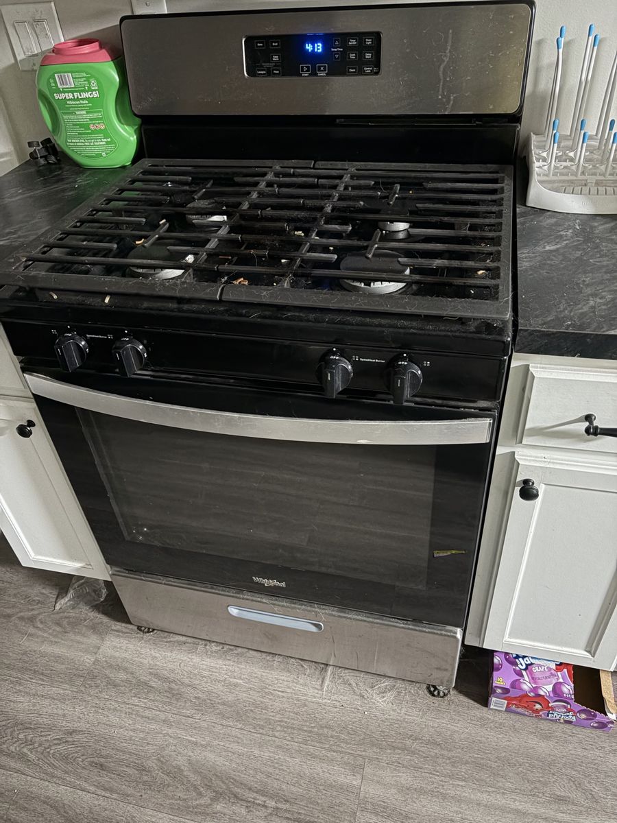 Gas stove