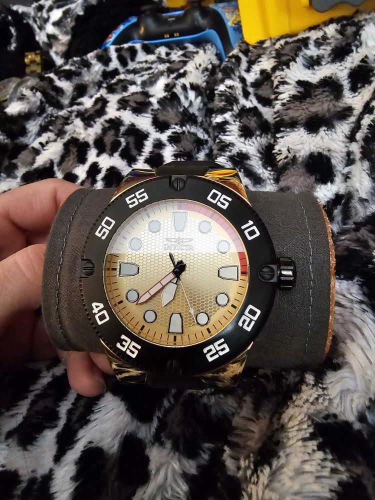 3 different Invicta watches