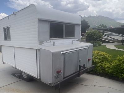Vintage Hi-Lo Trailer
