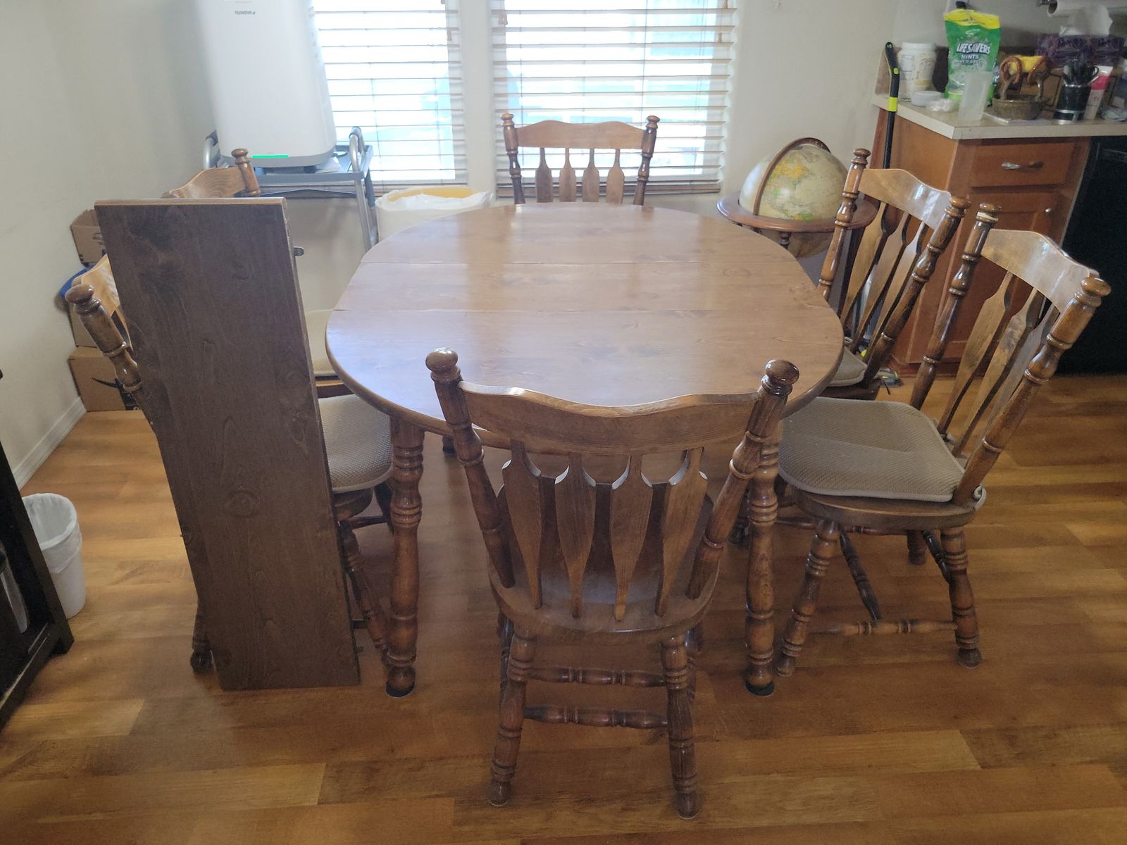 Dining Table with 6 Chairs + Leaf