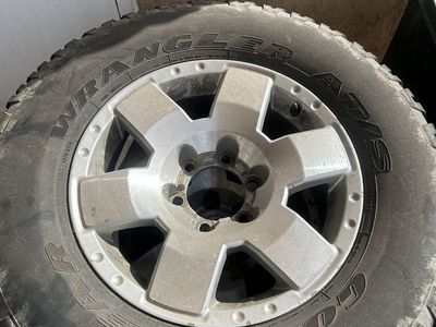 17 Toyota Wheels & Center Caps(6x139.7) Set Of 4