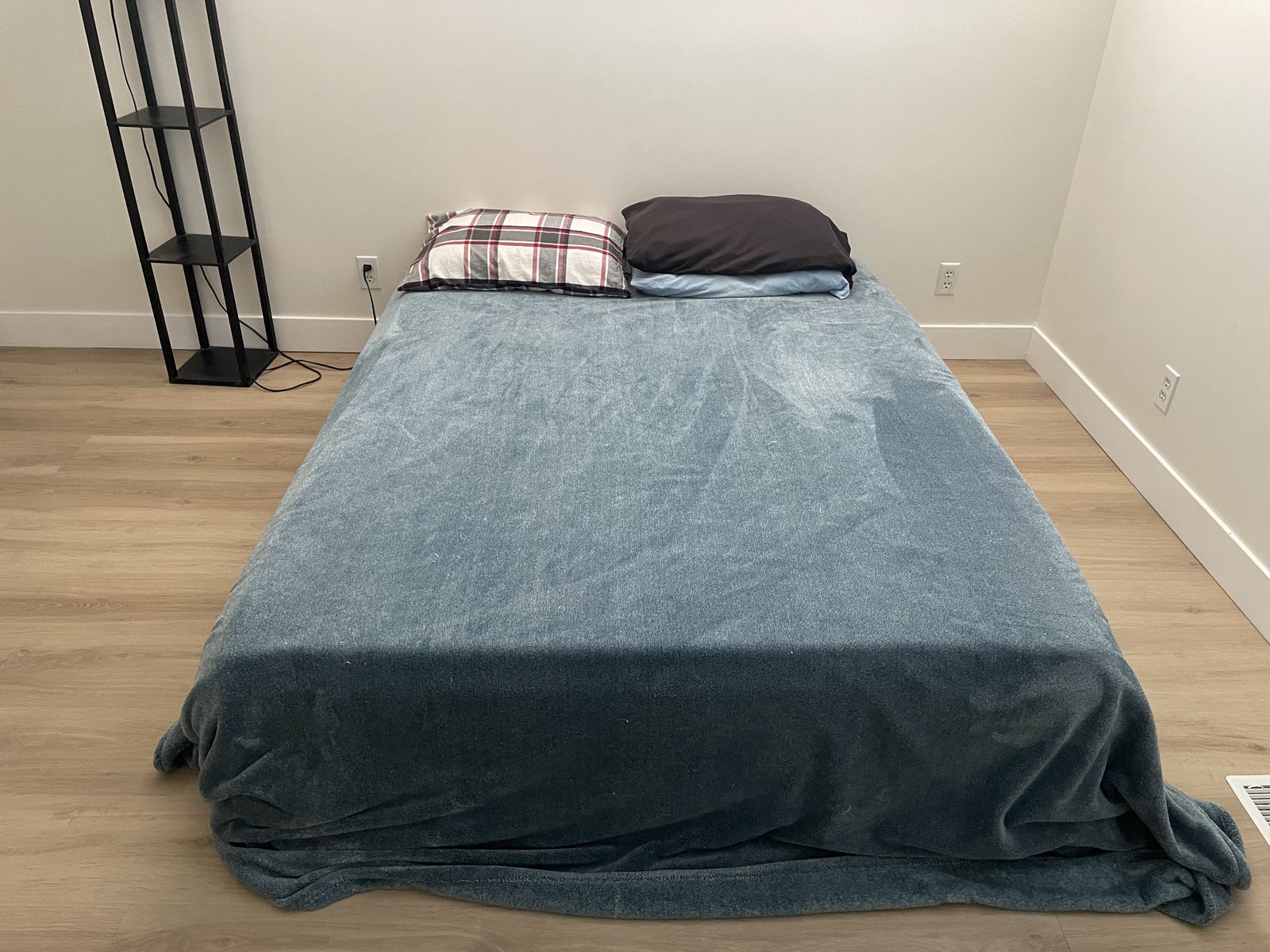 Queen Mattress And Queen Split Box Springs