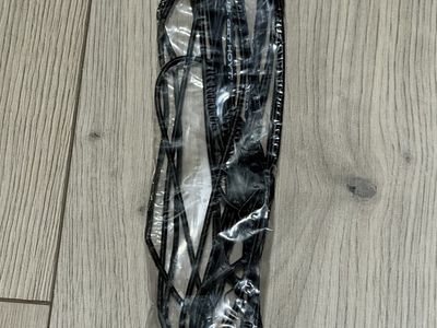 Hoyt RX-7 brand new cables and string