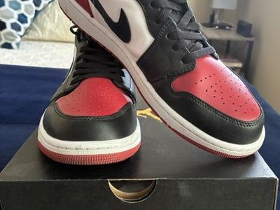 NIKE AIR JORDAN 1 LOW - SIZE 11