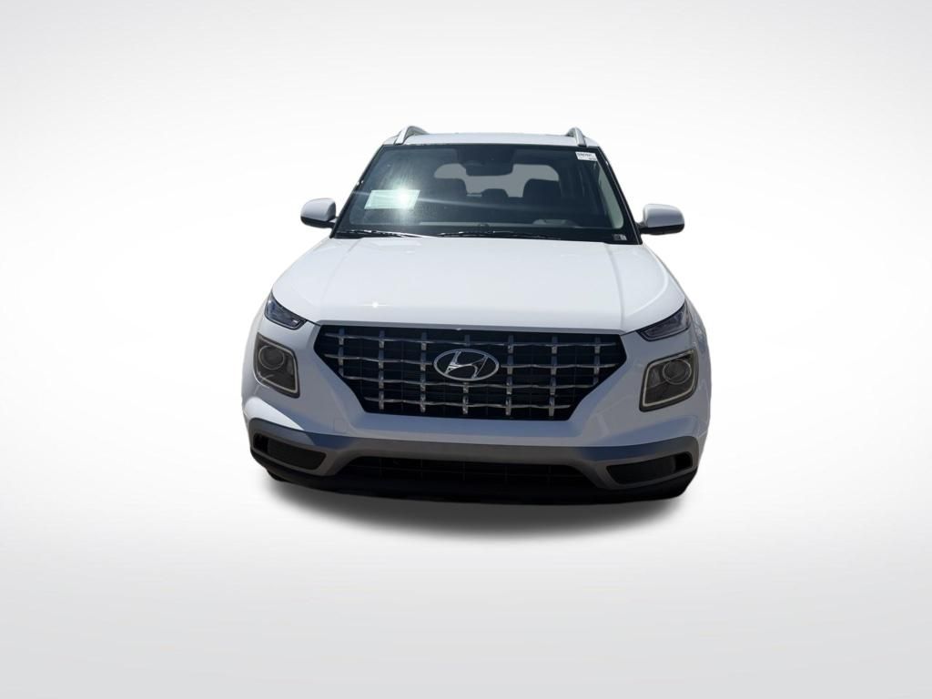Main image 11