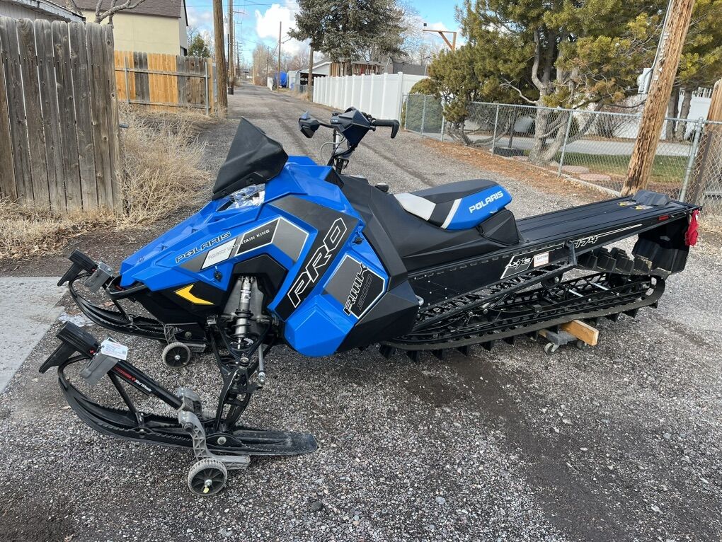 Polaris 800