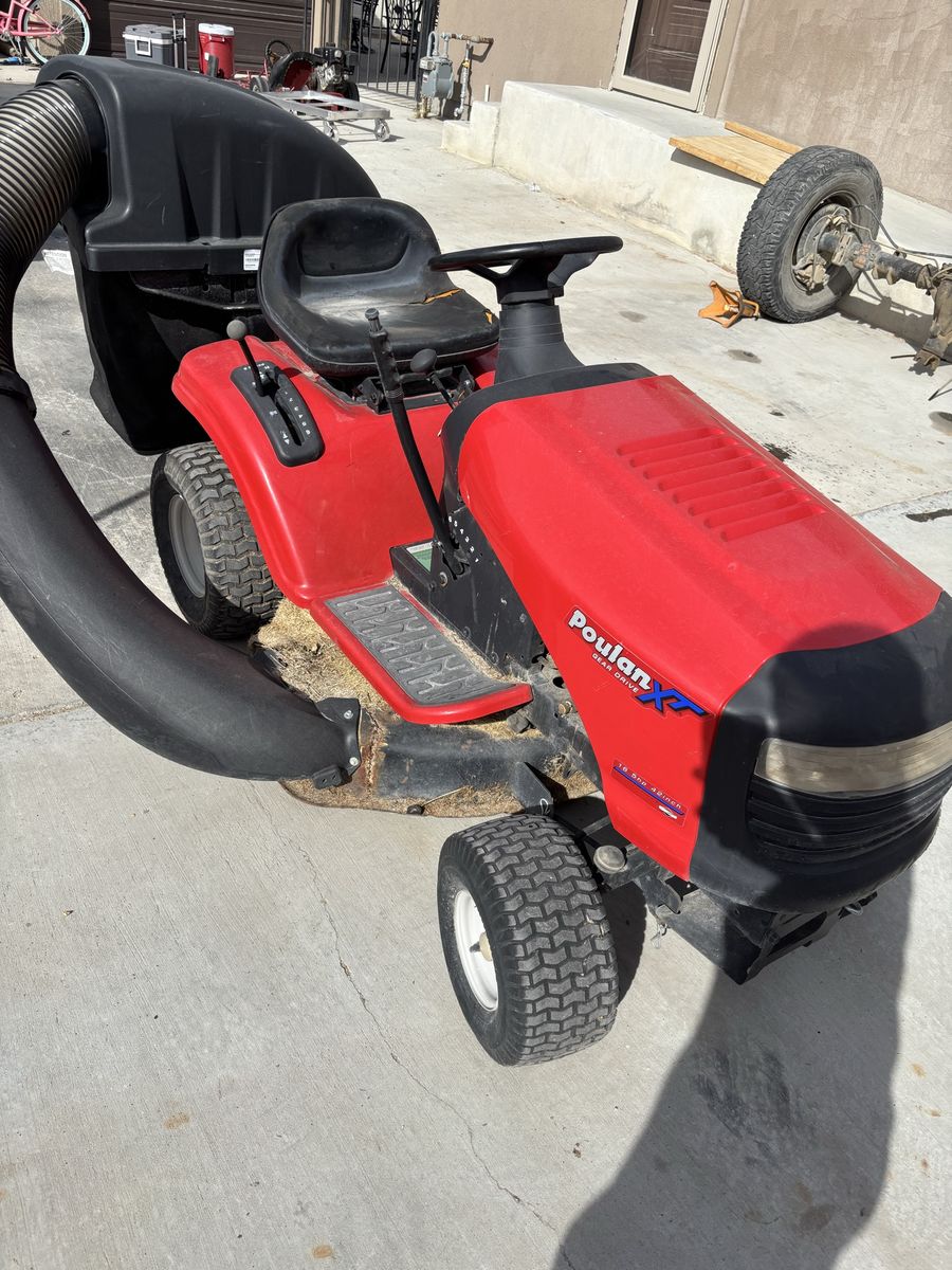 Poulan XT Riding Lawn Mower