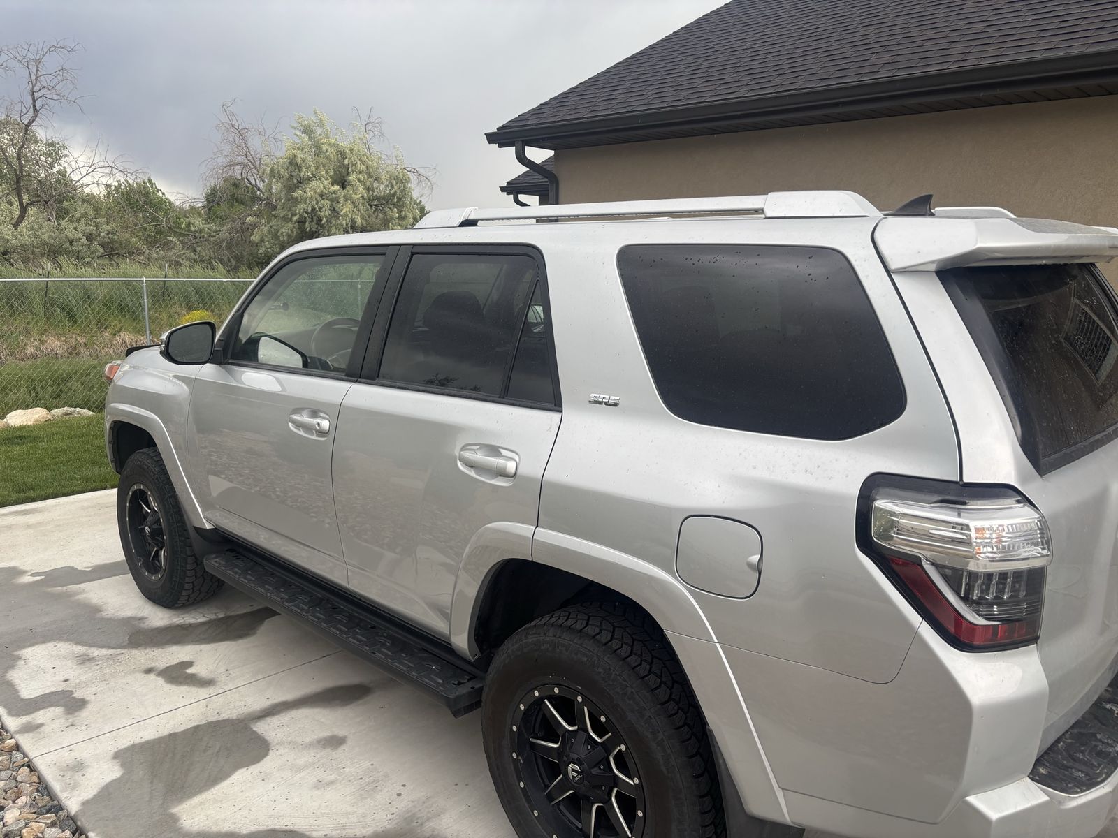 Main image 11