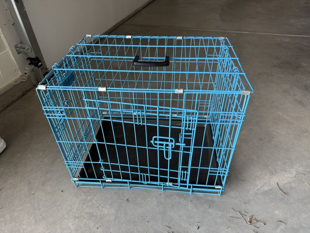 Dog crate
