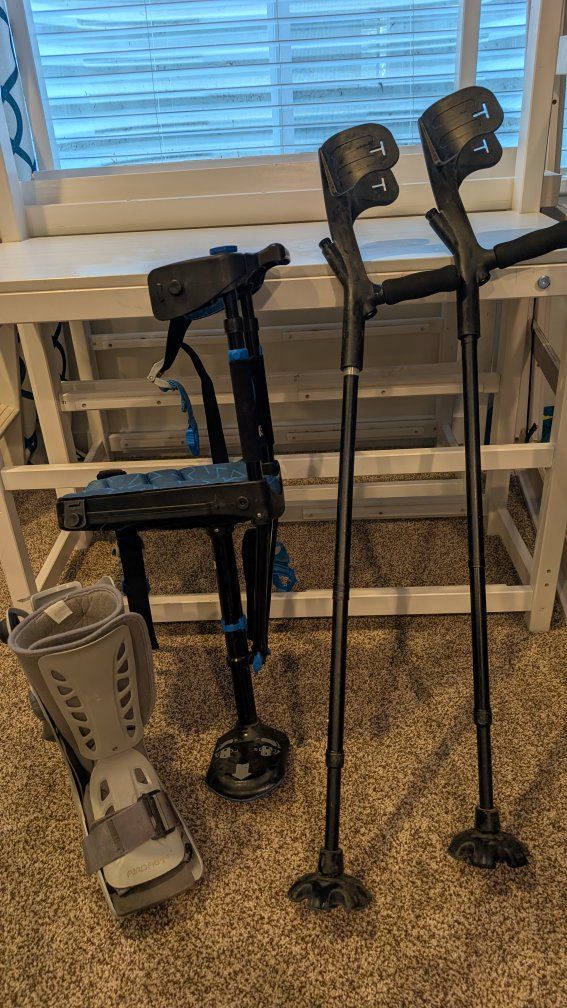 Medical Mobility Bundle: AirCast Walking Boot, Hands-Free Knee Scooter, and Black Crutches