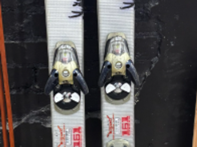 Skis