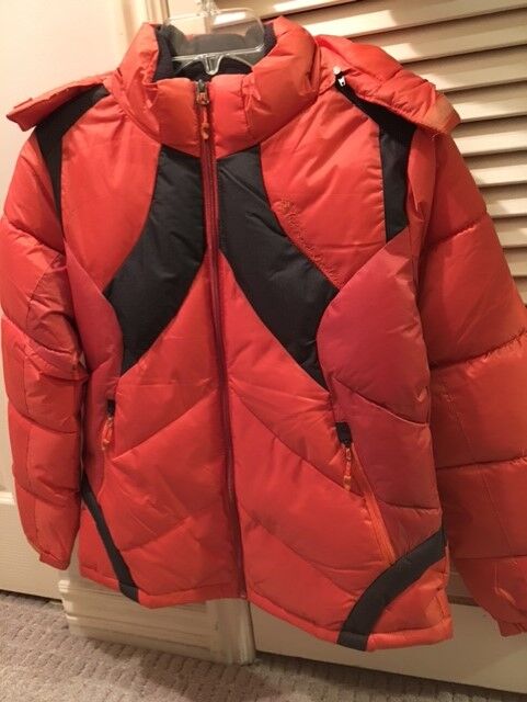 New Women’s Winter Jacket (Small Size)