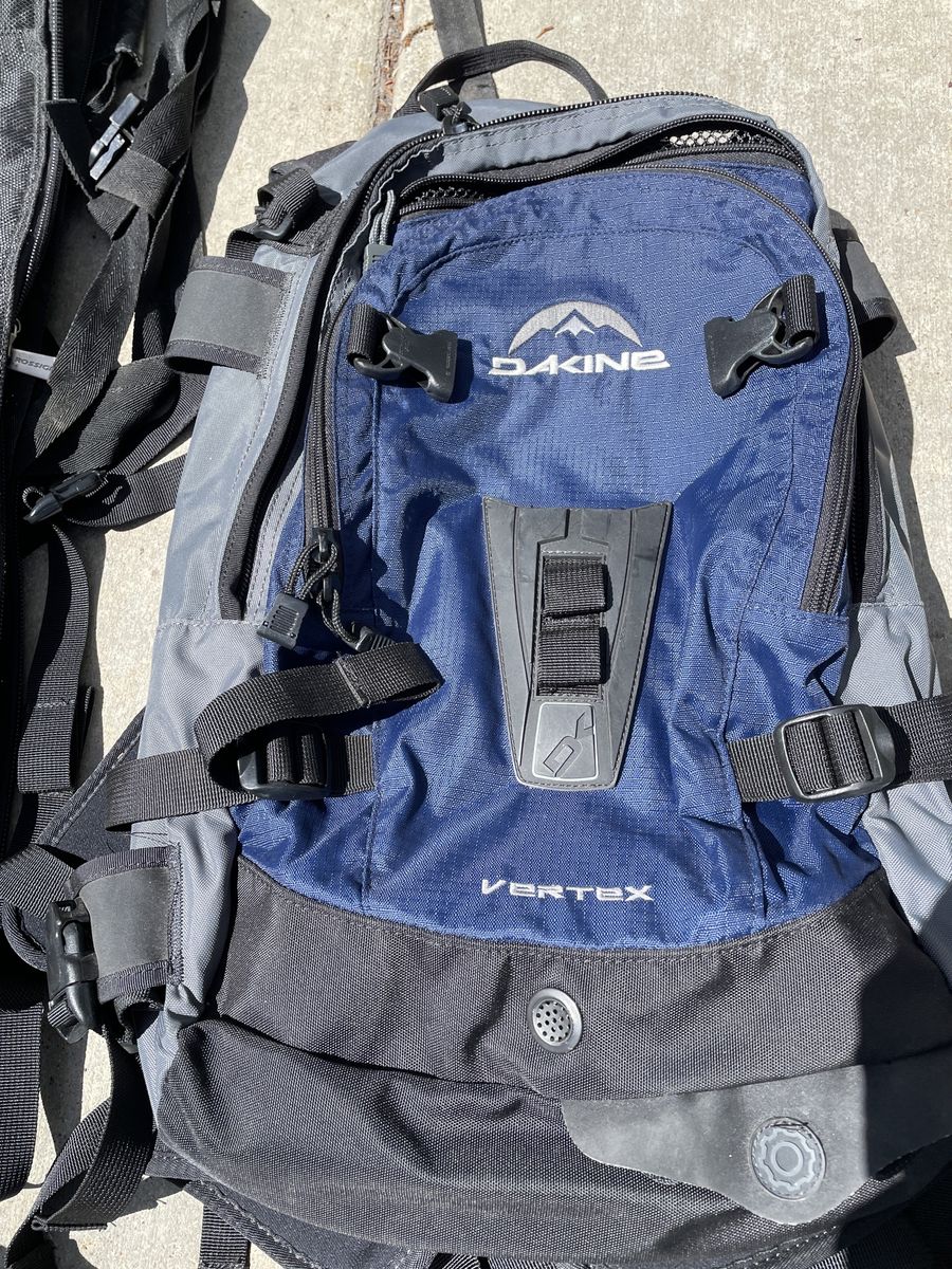 DAKINE Vertex Backpack - Blue/Gray Ski/Snowboard Pack with Hydration Compatibility