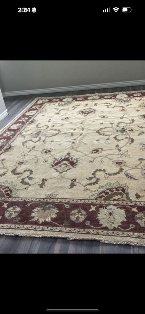 Main image 10
