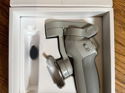 DJI OM 4 Iphone/ Android Gimbal For Smooth Video