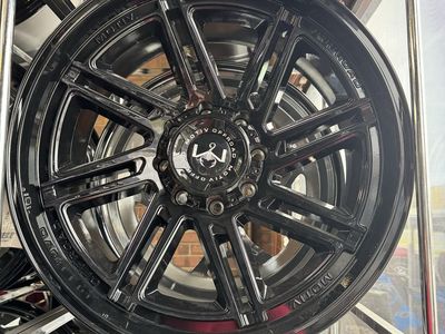 Motiv Offroad 425B 22x10 Gloss Black Wheel -12mm Offset 8x165.1 lug pattern brand new set of 4 wheels.