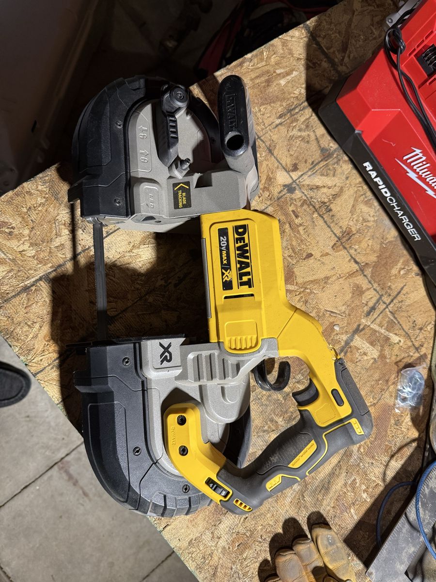 Dewalt 20V Max XR 5” Band Saw