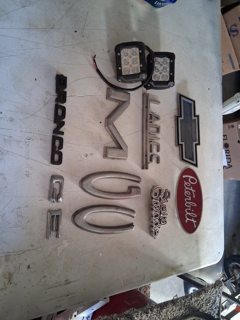 Main image 3