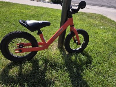 Co-op Cycles REV 12 Kids' Balance Bike