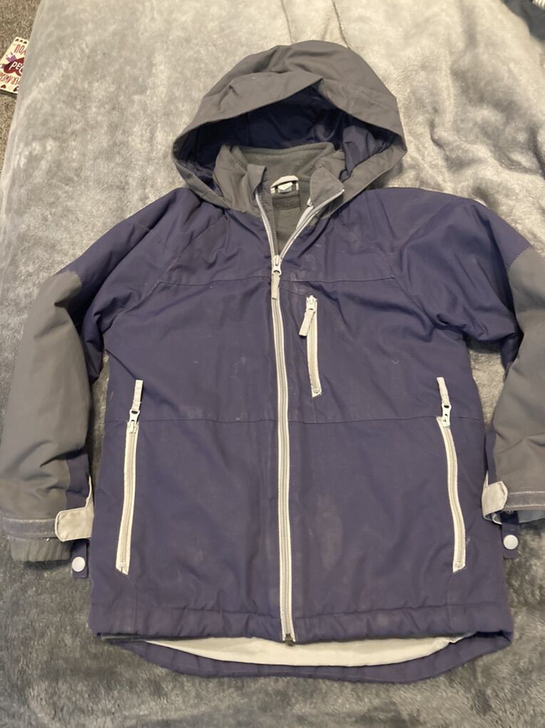 Boys Size 7/8 Winter Coat/snowpants