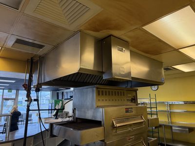 8’ x 6’ Restaurant Hood with Exhaust (Hood Mart)