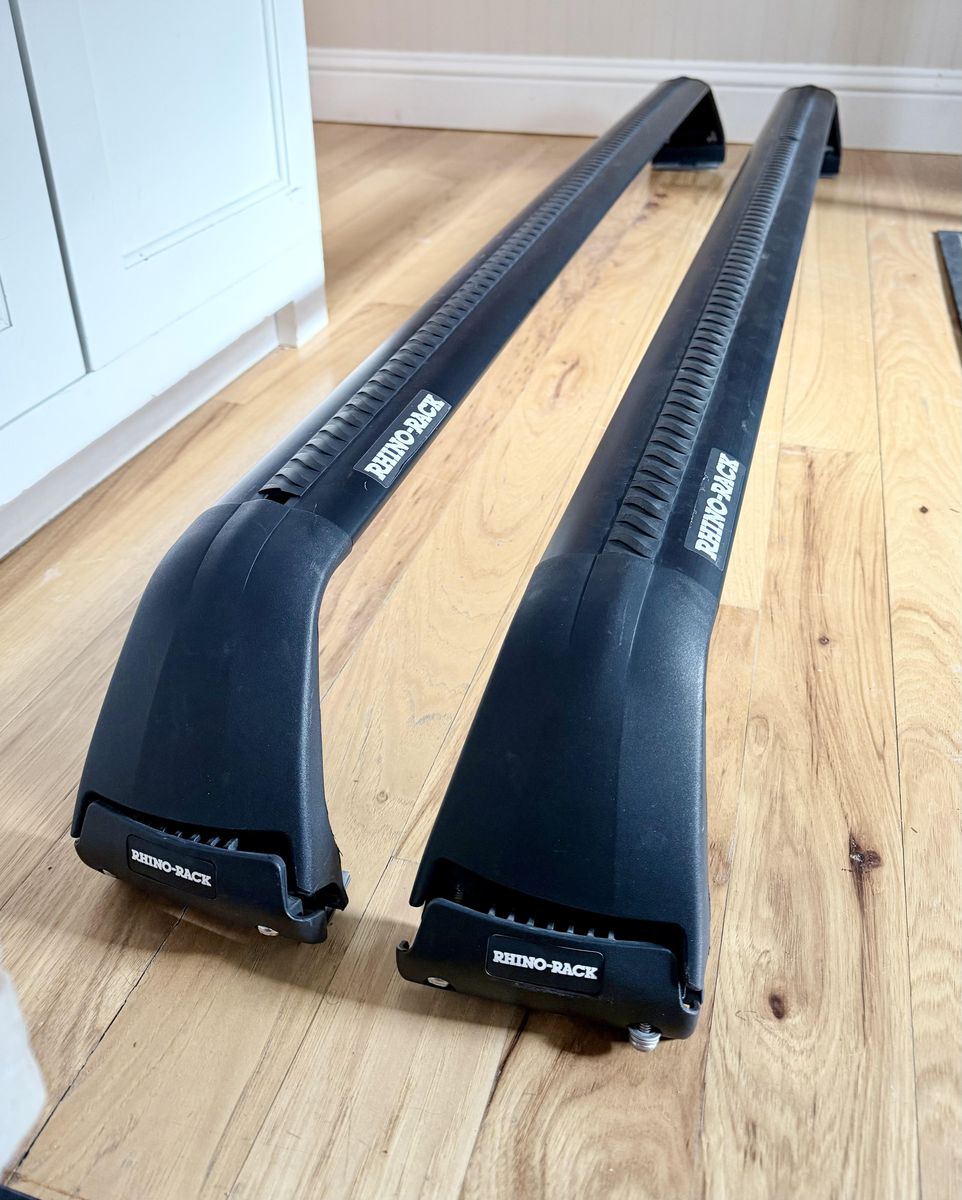 Rhino Rack Crossbars for Jeep Wrangler Rubicon - fits Rain Gutters